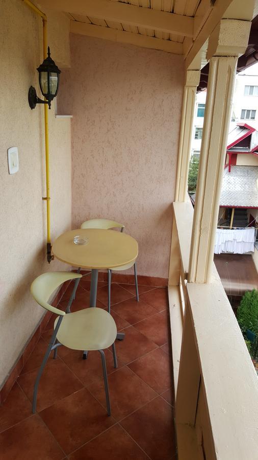 Pensiune Restaurant Avangarde Piteşti Buitenkant foto